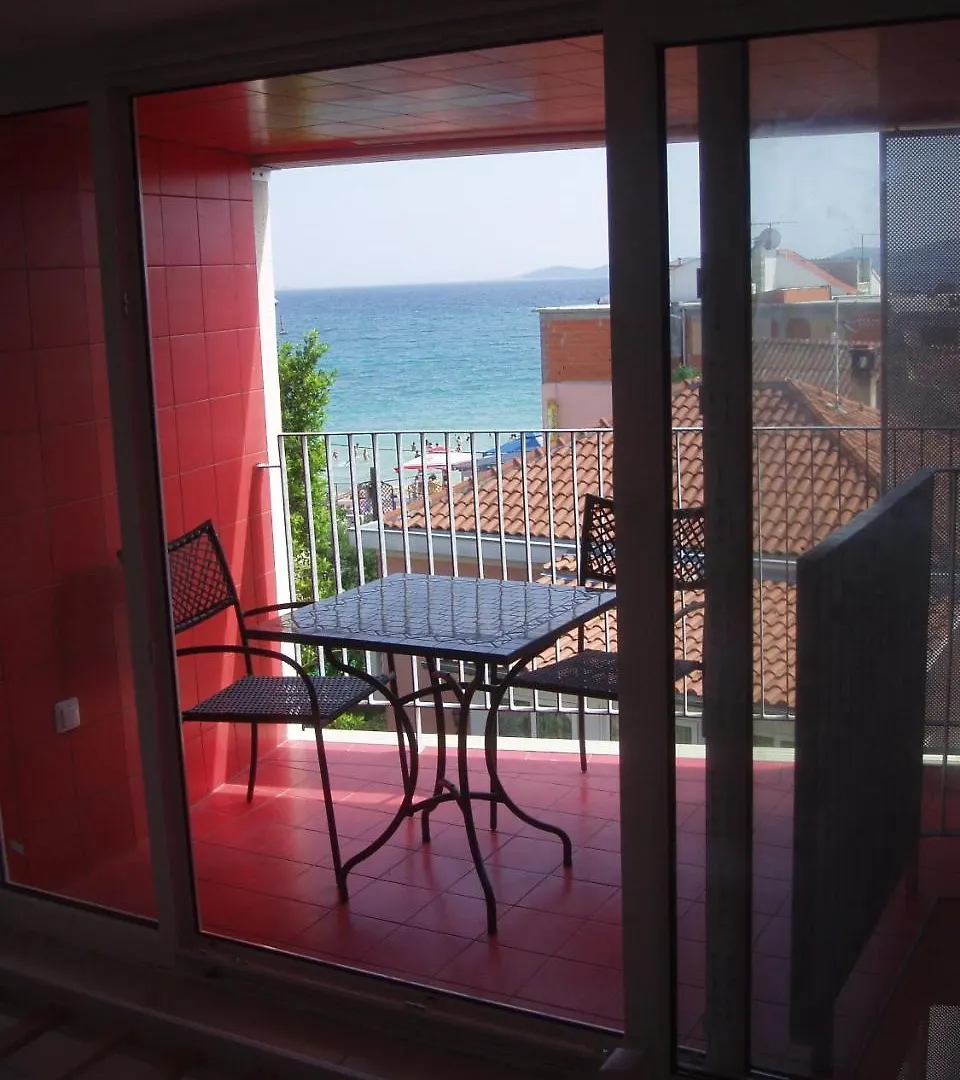 Apartament Number 5 Pakoštane
