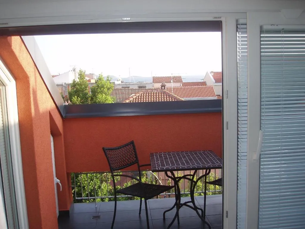 Apartment Ferienwohnung Number 5 Pakoštane Kroatien